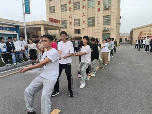 岳陽(yáng)市江南通信職業(yè)技術(shù)學(xué)校有限公司,岳陽(yáng)江南學(xué)校,岳陽(yáng)江南通信學(xué)校,岳陽(yáng)職業(yè)學(xué)校